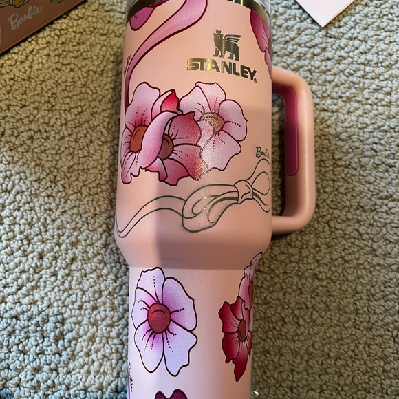 Barbie x Stanley 40oz Quencher Peaches N Cream Limited NEW Box Damage - Picture 13 of 16